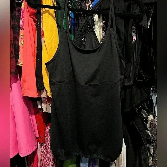 Champion Cinch Waist Black Workout Tank Built In Bra - Picture 1 of 3
